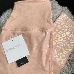 BEYOND YOGA LEGGING!